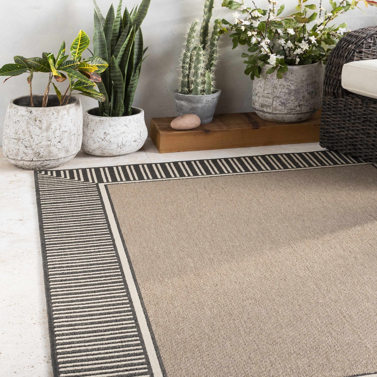 Loftcore Industrial Cement Planter